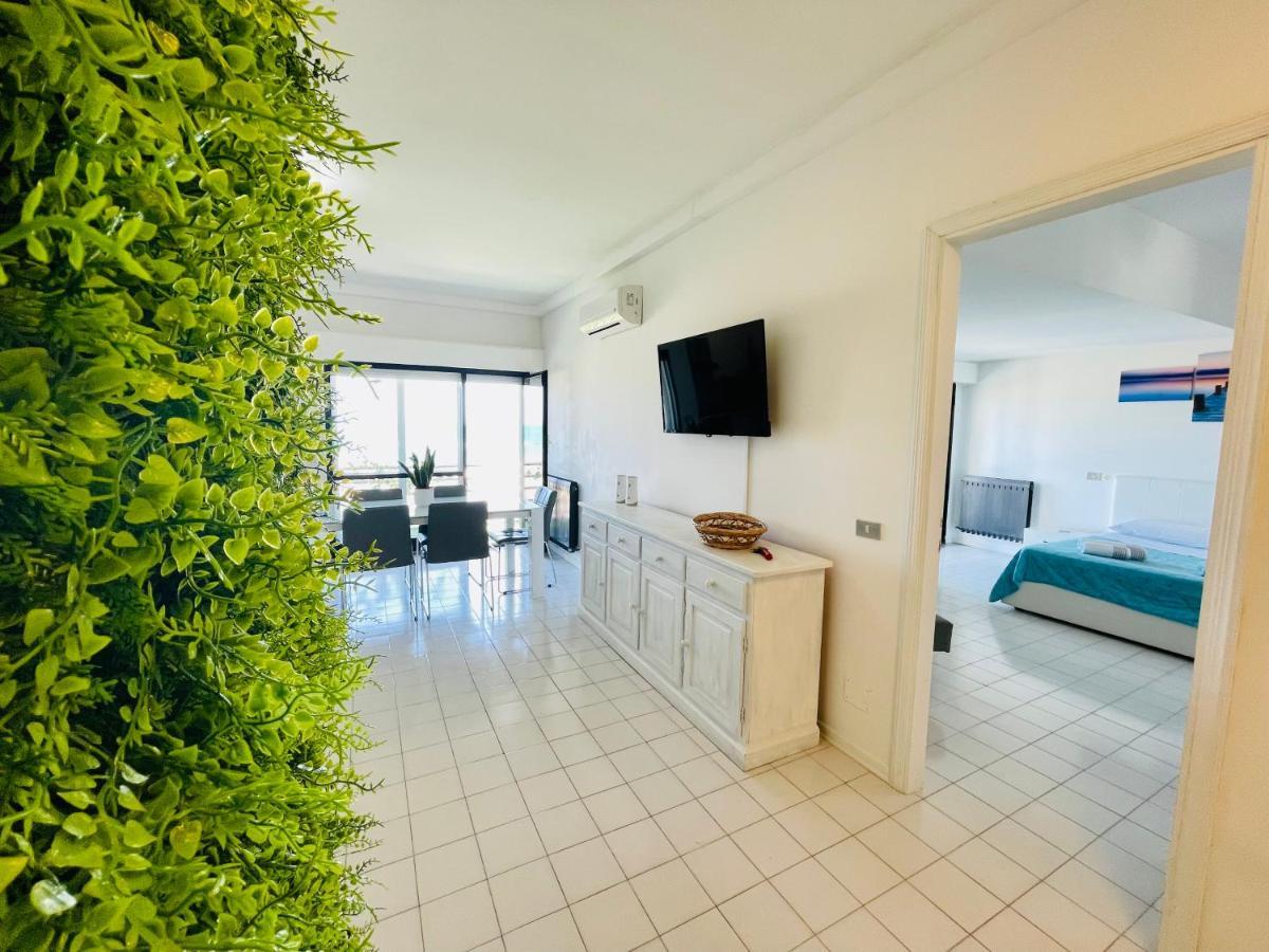 Al Mare Apartament Apartment Fano Exterior photo